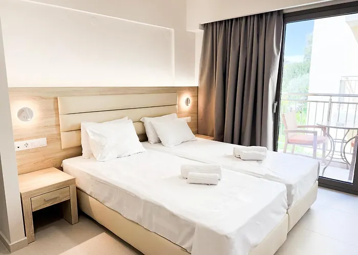 Hotel apartamentowy Acropolis 3*