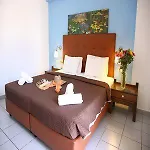 Acropolis Lägenhetshotell 3*
