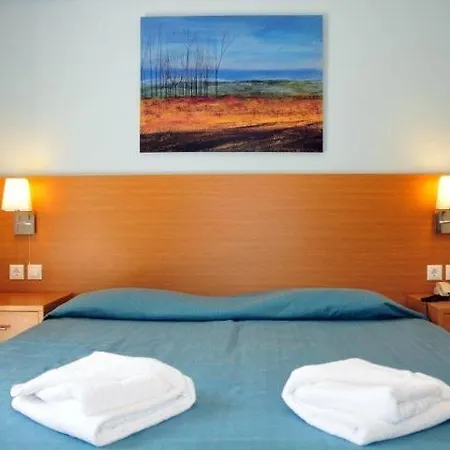 Acropolis Hotel apartamentowy 3*