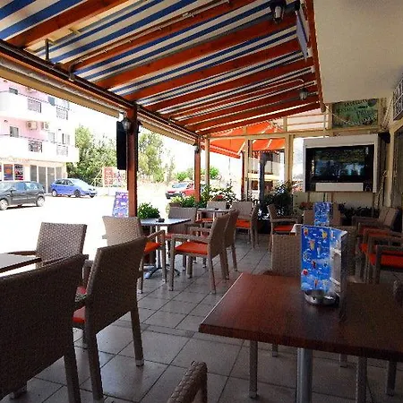 アクロポリス 3*