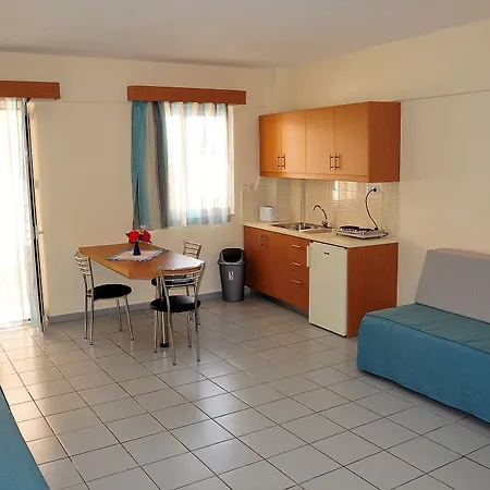 Acropolis Hotel apartamentowy