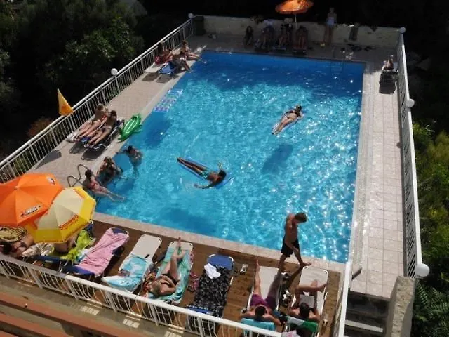 Acropolis Hotel apartamentowy Hersonissos (Crete)