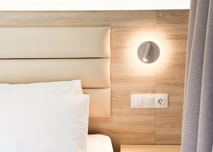 Acropolis Апарт-готель Херсонісос