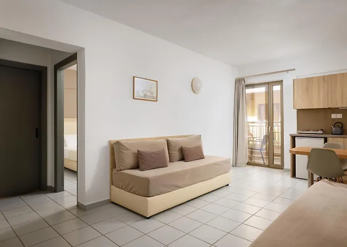 Aparthotel Acropolis 3*